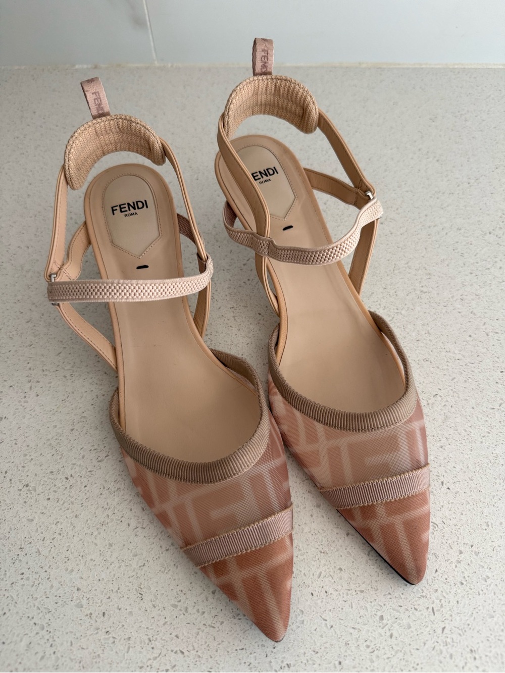 Fendi Colibri FF Mesh Slingback Kitten-Heel Pumps EU 39 US 9 - Picture 2 of 8